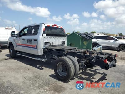 Drugie zdjęcie samochodu z przodu: 2019 FORD F350 SUPER DUTY VIN:1FT8W3DT8KEF75329 - miniatura