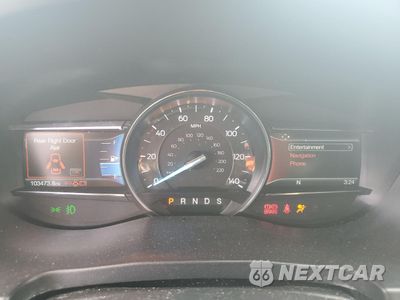 Zdjęcie 9 z 15 samochodu: 2018 FORD EXPLORER XLT VIN:1FM5K8D83JGA61748 - miniatura