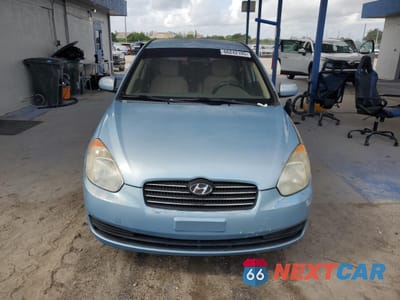 Piąte zdjęcie samochodu w środku: 2010 HYUNDAI ACCENT GLS VIN:KMHCN4AC1AU507607 - miniatura