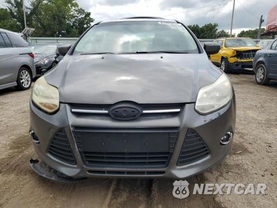 Piąte zdjęcie samochodu w środku: 2012 FORD FOCUS SE VIN:1FAHP3F24CL196476 - miniatura