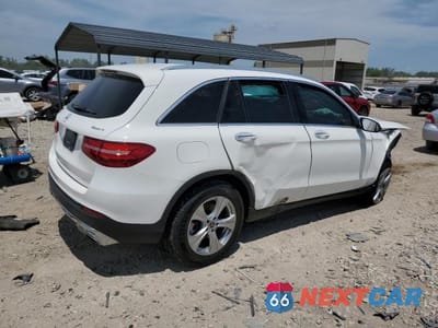 Trzecie zdjęcie samochodu z tyłu: 2018 MERCEDES-BENZ GLC 300 4MATIC VIN:WDC0G4KB3JV062136 - miniatura