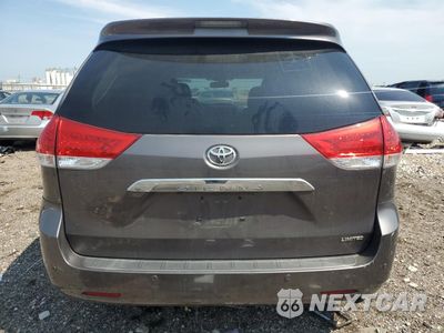Zdjęcie 6 z 15 samochodu: 2011 TOYOTA SIENNA XLE VIN:5TDYK3DC8BS161313 - miniatura