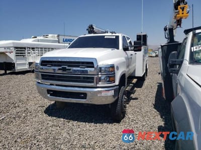 2022 CHEVROLET SILVERADO MEDIUM DUTY 1HTKJPVK9NH534957 - główne zdjęcie licytacji z USA - miniatura
