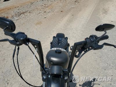 Piąte zdjęcie samochodu w środku: 2021 HARLEY-DAVIDSON XL883 N VIN:1HD4LE216MB419233 - miniatura