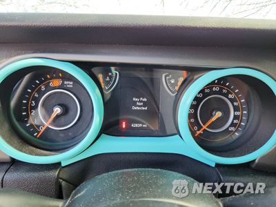 Zdjęcie 9 z 13 samochodu: 2020 JEEP WRANGLER UNLIMITED SPORT VIN:1C4HJXDN6LW248821 - miniatura