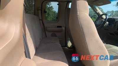 Zdjęcie 6 z 10 samochodu: 2002 FORD F150 VIN:1FTRX17W72NB36764 - miniatura