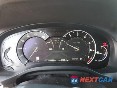 Zdjęcie 9 z 13 samochodu: 2019 BMW Motorrad X3 VIN:5UXTR9C57KLP88449 - miniatura