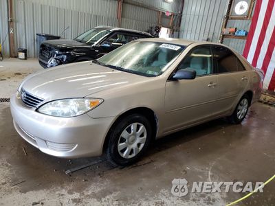 2005 TOYOTA CAMRY LE 4T1BE32KX5U635619 - główne zdjęcie licytacji z USA - miniatura