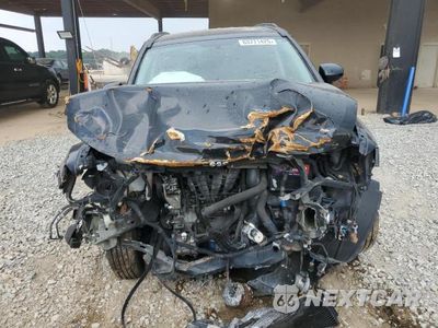 Piąte zdjęcie samochodu w środku: 2016 JEEP COMPASS LATITUDE VIN:1C4NJCEB6GD664627 - miniatura