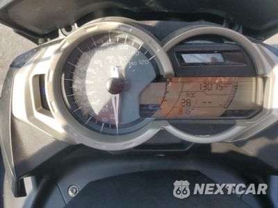 Zdjęcie 7 z 9 samochodu: 2013 BMW C650 GT VIN:WB1013408DZC93916 - miniatura