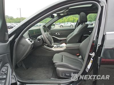 Piąte zdjęcie samochodu w środku: 2025 BMW 330XI VIN:3MW89CW02S8F00197 - miniatura