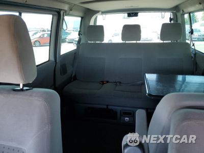 Zdjęcie 10 z 13 samochodu: 2003 VOLKSWAGEN EUROVAN MV VIN:WV2MB470X3H021096 - miniatura