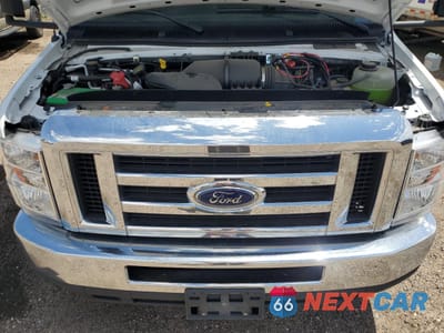 Zdjęcie 7 z 10 samochodu: 2019 FORD ECONOLINE E450 SUPER DUTY CUTAWAY VAN VIN:1FDXE4FS5KDC73412 - miniatura