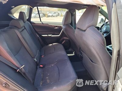 Zdjęcie 11 z 15 samochodu: 2023 TOYOTA RAV4 PRIME SE VIN:JTMAB3FV7PD141170 - miniatura