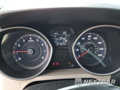 Zdjęcie 9 z 12 samochodu: 2016 HYUNDAI ELANTRA SE VIN:5NPDH4AE9GH656853 - miniatura