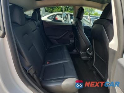 Zdjęcie 10 z 12 samochodu: 2022 TESLA MODEL Y VIN:7SAYGDEF6NF455787 - miniatura