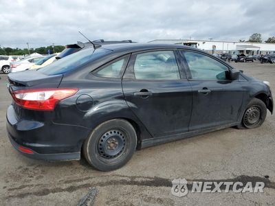 Trzecie zdjęcie samochodu z tyłu: 2012 FORD FOCUS S VIN:1FAHP3E26CL467877 - miniatura