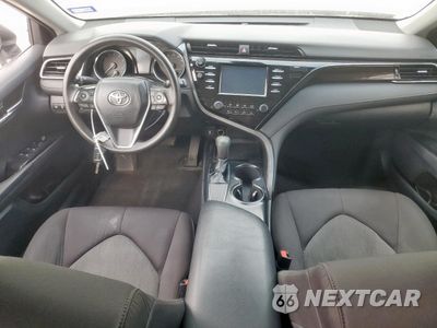 Zdjęcie 8 z 14 samochodu: 2019 TOYOTA CAMRY L VIN:4T1B11HKXKU741359 - miniatura
