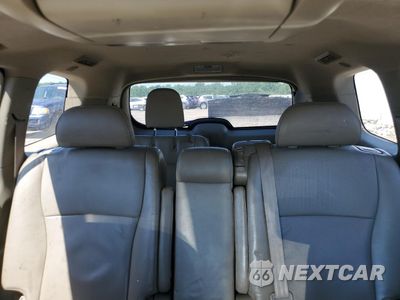 Zdjęcie 10 z 16 samochodu: 2011 TOYOTA HIGHLANDER LIMITED VIN:5TDDK3EH4BS066935 - miniatura
