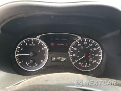 Zdjęcie 9 z 15 samochodu: 2017 INFINITI QX60 VIN:5N1DL0MN9HC552388 - miniatura