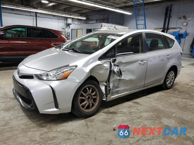 2015 TOYOTA PRIUS V JTDZN3EU1FJ038779 - główne zdjęcie licytacji z USA - miniatura