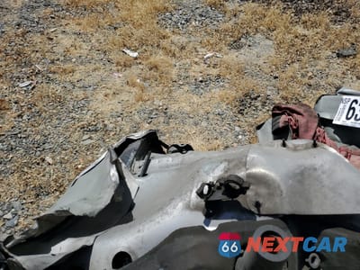 Zdjęcie 9 z 13 samochodu: 2005 CHEVROLET SUBURBAN K1500 VIN:3GNFK16Z65G289394 - miniatura