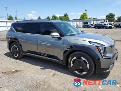 Czwarte zdjęcie samochodu z boku: 2024 KIA EV9 LAND VIN:KNDADFS58R6028014 - miniatura