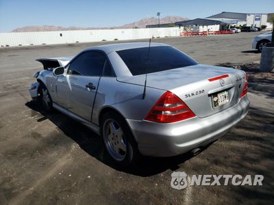Drugie zdjęcie samochodu z przodu: 2000 MERCEDES-BENZ SLK 230 KOMPRESSOR VIN:WDBKK47F5YF160614 - miniatura