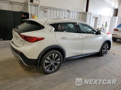 Trzecie zdjęcie samochodu z tyłu: 2018 INFINITI QX30 PURE VIN:SJKCH5CR7JA003886 - miniatura