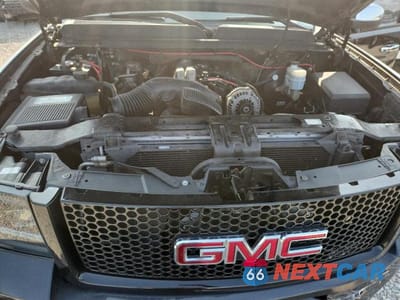 Zdjęcie 11 z 12 samochodu: 2008 GMC NEW SIERRA C1500 DENALI VIN:2GTEC638181307484 - miniatura