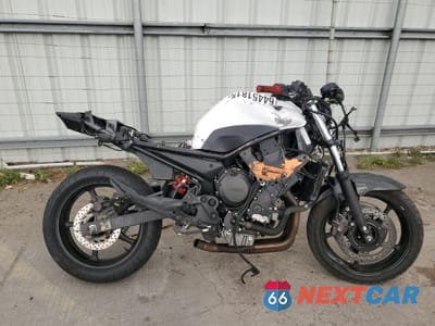 2009 YAMAHA FZ6 R JYARJ18Y89A000495 - główne zdjęcie licytacji z USA - miniatura
