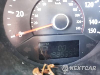 Zdjęcie 9 z 13 samochodu: 2011 KIA SORENTO BASE BASE VIN:5XYKT3A13BG036058 - miniatura