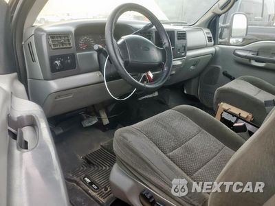 Zdjęcie 8 z 12 samochodu: 2002 FORD F350 SRW SUPER DUTY VIN:1FTSX30F32EB77044 - miniatura