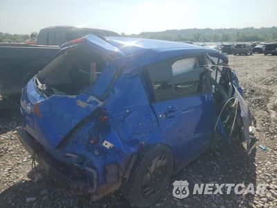 Trzecie zdjęcie samochodu z tyłu: 2010 NISSAN VERSA S VIN:3N1BC1CP4AL468187 - miniatura