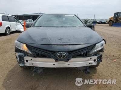 Piąte zdjęcie samochodu w środku: 2021 TOYOTA CAMRY LE VIN:4T1C11AK4MU468677 - miniatura