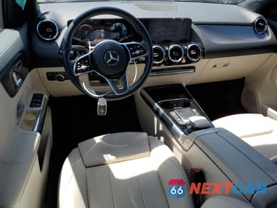 Zdjęcie 8 z 16 samochodu: 2022 MERCEDES-BENZ GLA 250 VIN:W1N4N4GB7NJ354514 - miniatura