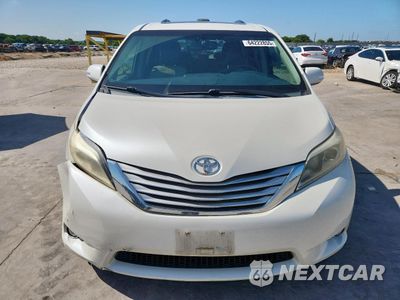 Piąte zdjęcie samochodu w środku: 2015 TOYOTA SIENNA XLE VIN:5TDYK3DC2FS686910 - miniatura