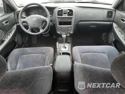 Zdjęcie 8 z 12 samochodu: 2003 HYUNDAI SONATA BASE VIN:KMHWF25S03A743833 - miniatura