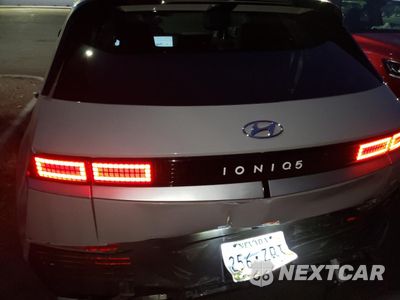 Zdjęcie 6 z 12 samochodu: 2022 HYUNDAI IONIQ 5 SE VIN:KM8KMDAF5NU054445 - miniatura