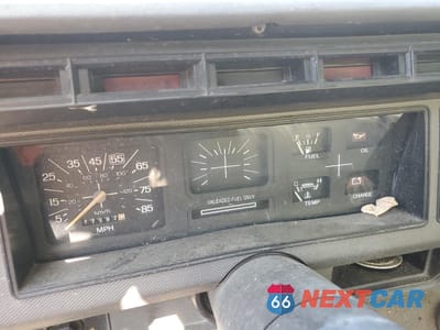 Zdjęcie 9 z 12 samochodu: 1985 FORD F150 VIN:1FTEF14YXFPB36520 - miniatura