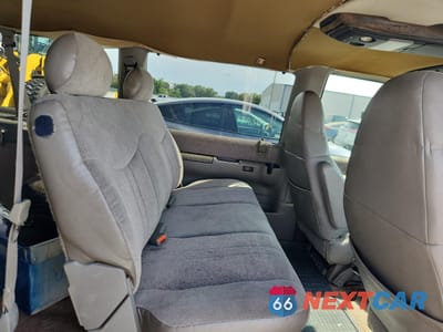 Zdjęcie 11 z 13 samochodu: 2001 GMC SAFARI XT VIN:1GKDM19W71B507667 - miniatura
