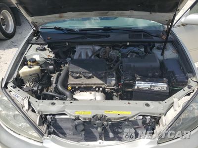 Zdjęcie 11 z 12 samochodu: 2003 TOYOTA CAMRY LE VIN:4T1BF32K63U042205 - miniatura