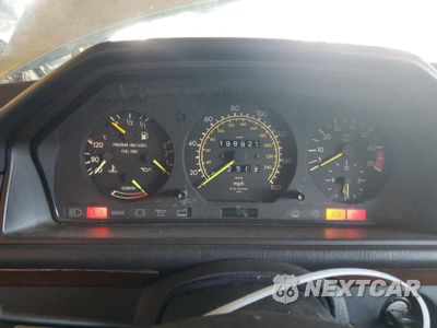 Zdjęcie 9 z 13 samochodu: 1990 MERCEDES-BENZ 300 E VIN:WDBEA30D2LB121367 - miniatura