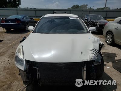 Piąte zdjęcie samochodu w środku: 2011 NISSAN ALTIMA BASE VIN:1N4AL2AP3BC147276 - miniatura