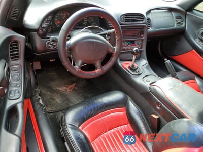 Zdjęcie 8 z 14 samochodu: 2000 CHEVROLET CORVETTE VIN:1G1YY32GXY5131001 - miniatura