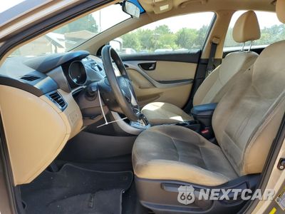 Zdjęcie 7 z 12 samochodu: 2012 HYUNDAI ELANTRA GLS VIN:5NPDH4AEXCH066266 - miniatura