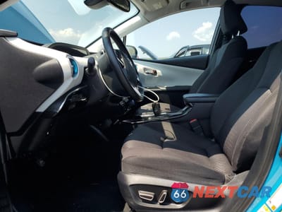 Zdjęcie 7 z 13 samochodu: 2017 TOYOTA PRIUS PRIME VIN:JTDKARFP4H3004495 - miniatura