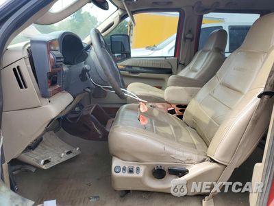 Zdjęcie 7 z 13 samochodu: 2005 FORD F350 SUPER DUTY VIN:1FTWW33P45EB64641 - miniatura