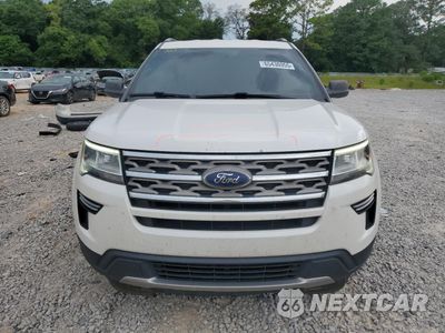 Piąte zdjęcie samochodu w środku: 2018 FORD EXPLORER XLT VIN:1FM5K7D80JGA73799 - miniatura