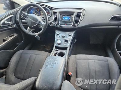 Zdjęcie 15 z 24 samochodu: 2015 CHRYSLER 200 LIMITED VIN:1C3CCCAB7FN694286 - miniatura